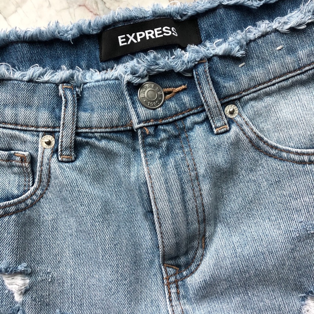 Express Demin Skirt - Picture 2 of 4
